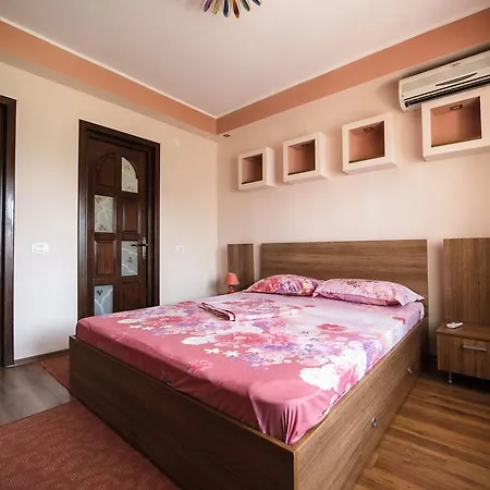Country house Six-Bedroom Villa - Amethyst *