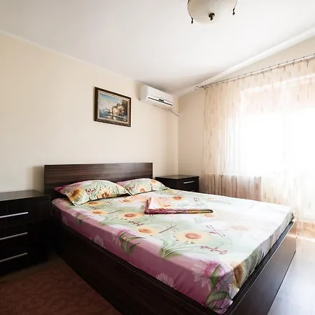 Six-Bedroom Villa - Amethyst Mamaia